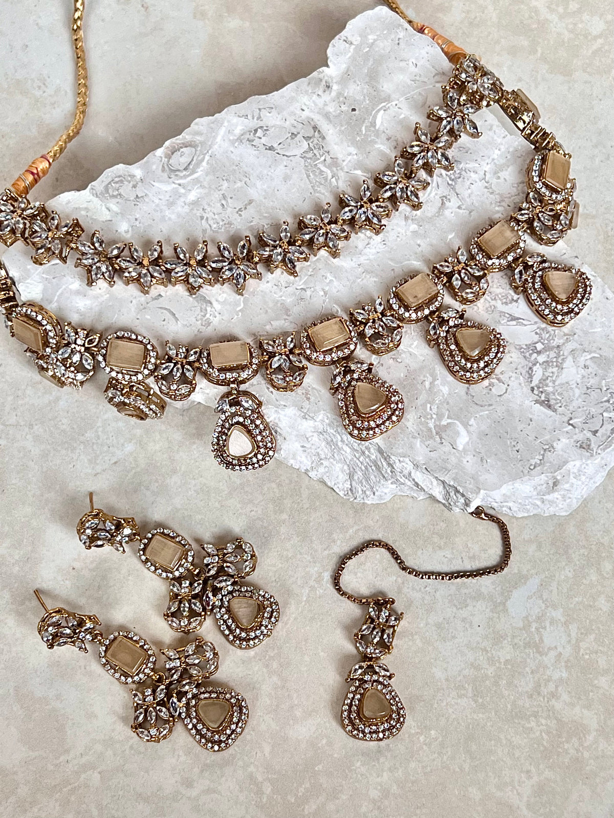 Necklace Set