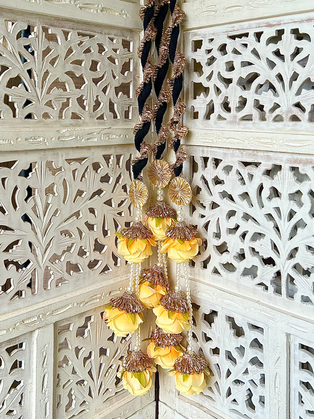 Yellow Floral Paranda