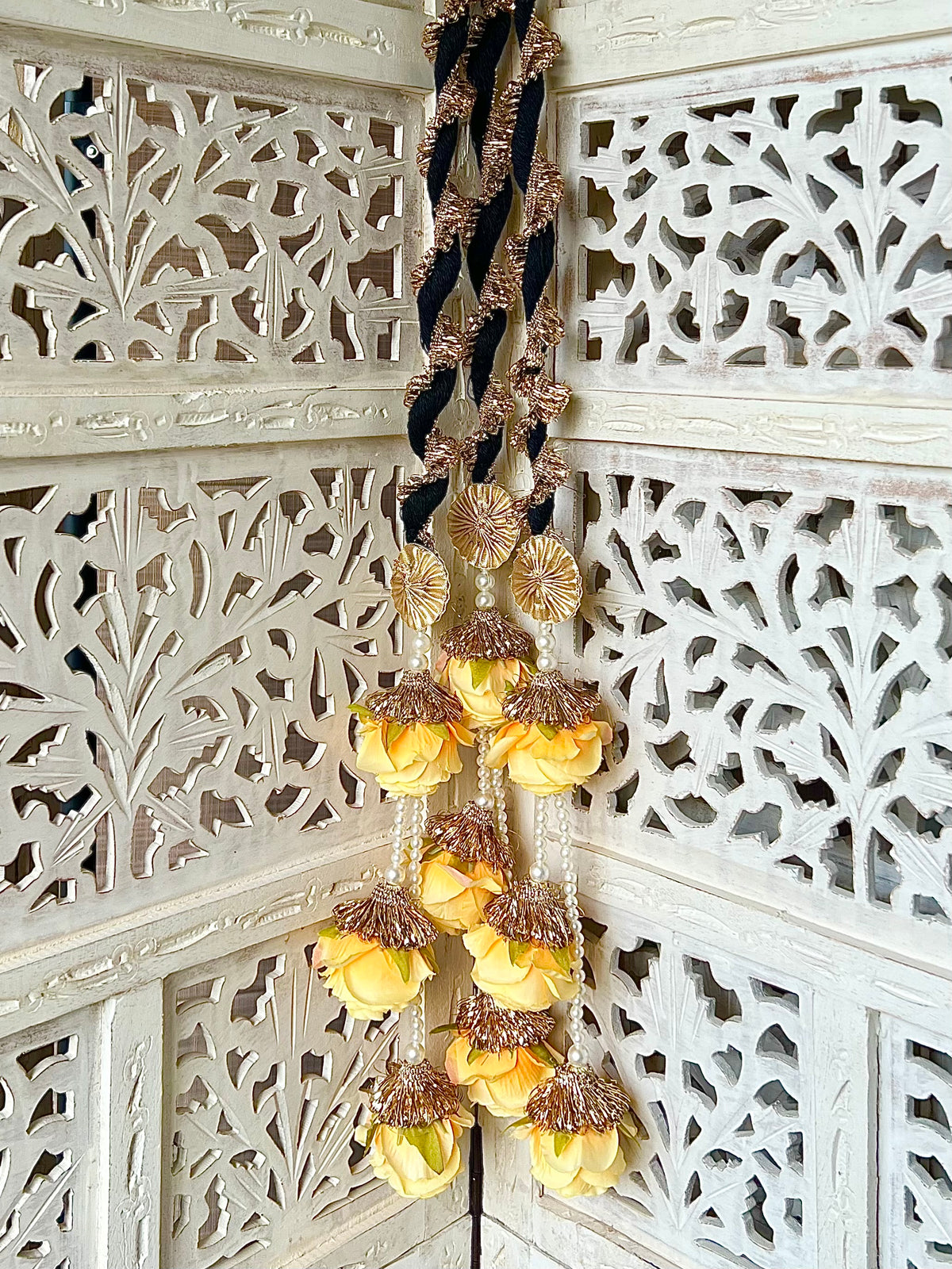 Yellow Floral Paranda