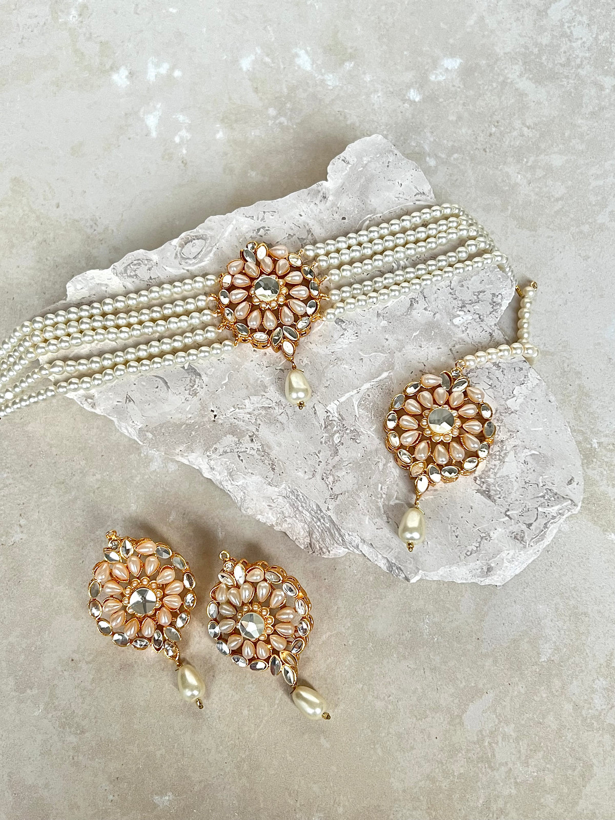 Choker Set