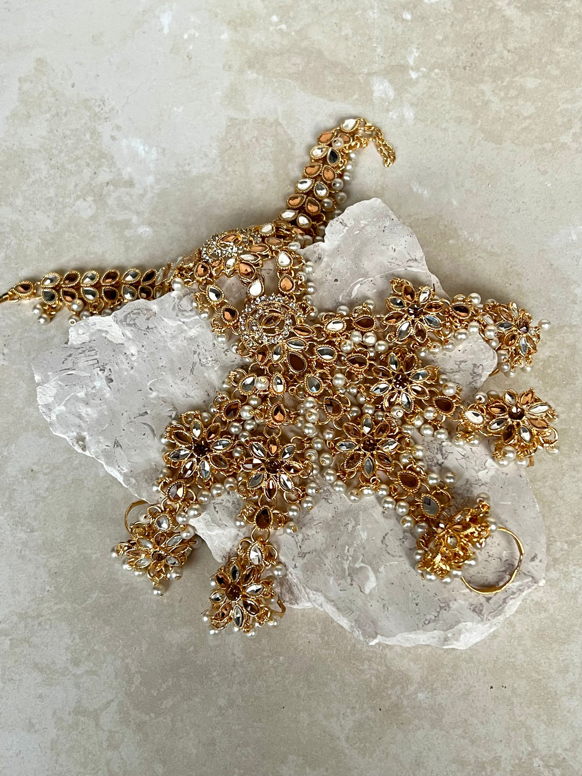 Hand Accessory