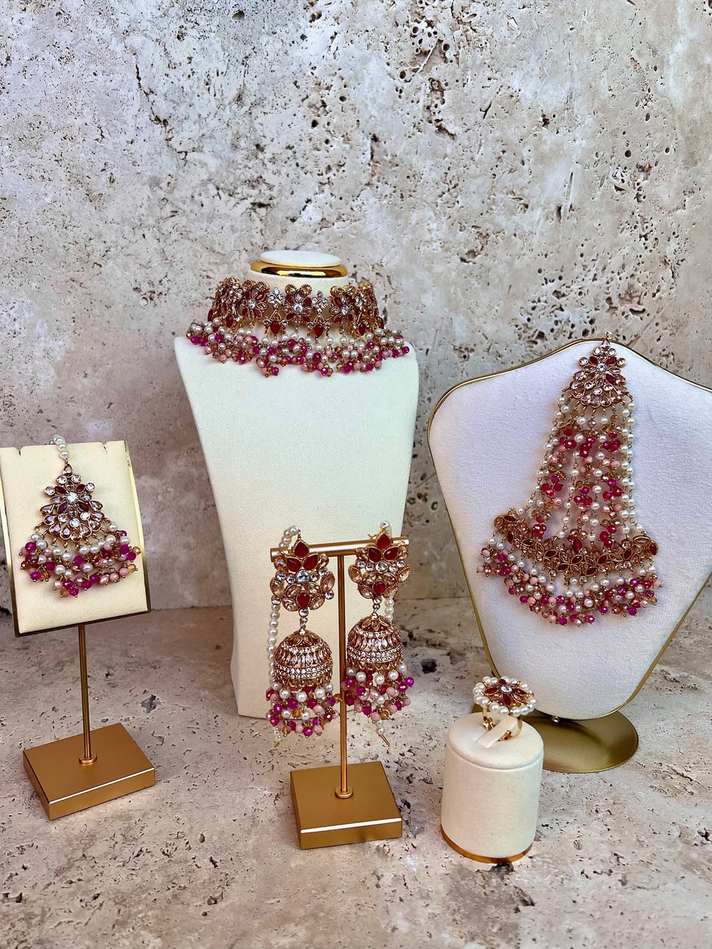 Leyana Bridal Set