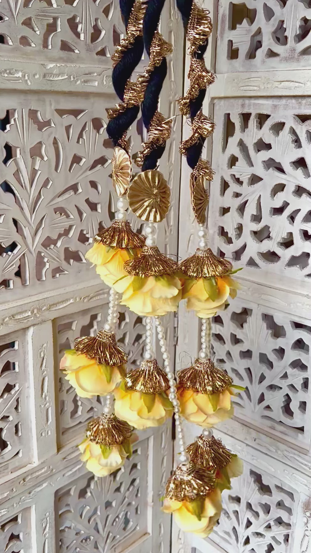 Yellow Floral Paranda
